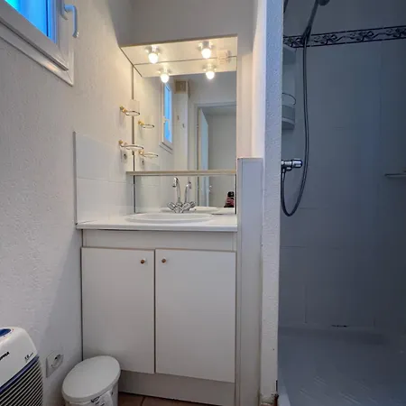 Lavandines Ii Joli T3 Mezzanine Mitoyenne Piscine Proche Rochelongue Cap D'agde Agde