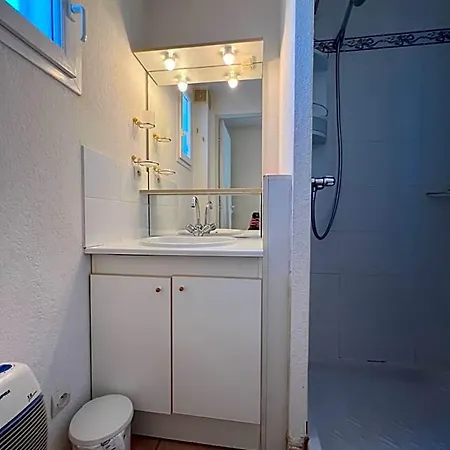 Lavandines Ii Joli T3 Mezzanine Mitoyenne Piscine Proche Rochelongue Cap D'agde 아파트 아그